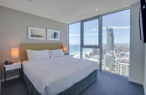 Hilton Surfers Paradise Residences - Accommodation Brisbane 8