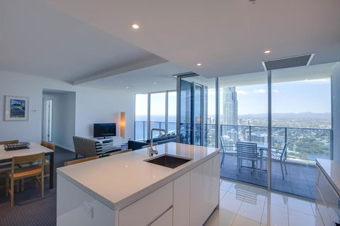 Hilton Surfers Paradise Residences - Accommodation Brisbane 2