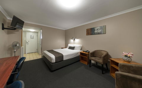 Cosmopolitan Motel & Serviced Apartments - Accommodation Brisbane 5