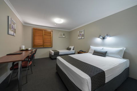 Cosmopolitan Motel & Serviced Apartments - Accommodation Brisbane 4