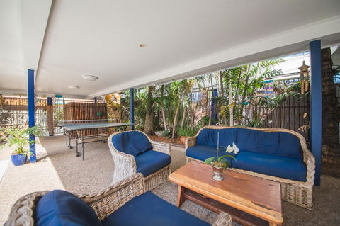 Cosmopolitan Motel & Serviced Apartments - Accommodation Brisbane 9