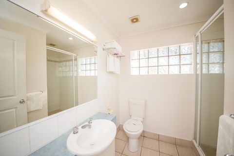 Cosmopolitan Motel & Serviced Apartments - Accommodation Brisbane 20