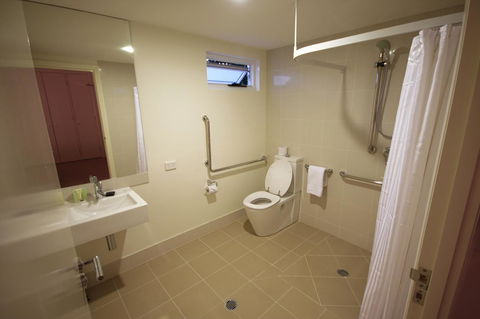 Domain Serviced Apartments - Accommodation Brisbane 13