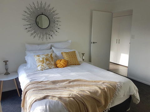 Beautiful Home- Walk To Beach-Short Drive To Noosa - Accommodation Brisbane 4