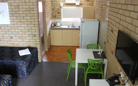 City Motor Inn - Accommodation Brisbane 13
