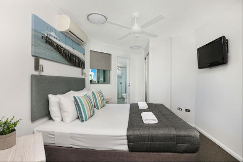 Malibu Apartments - Accommodation Brisbane 8
