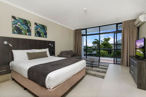 Sunshine Tower Hotel - Accommodation Brisbane 1