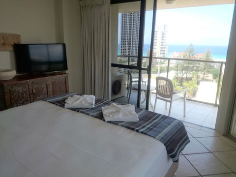 Surfers Hawaiian Holiday Apartments - Accommodation Brisbane 27