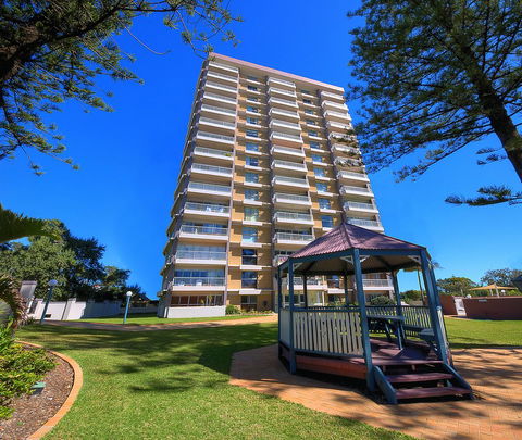 Narrowneck Court Holiday Apartments - Accommodation Brisbane 37