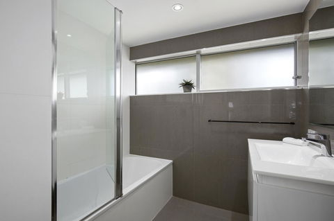 Narrowneck Court Holiday Apartments - Accommodation Brisbane 9