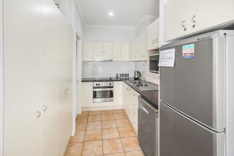 Rimini Holiday Apartments - Accommodation Brisbane 4