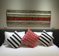 Calamvale Hotel Suites and Conference Centre - Accommodation Brisbane