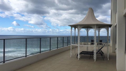 The Penthouses Apartments - Accommodation Brisbane 13