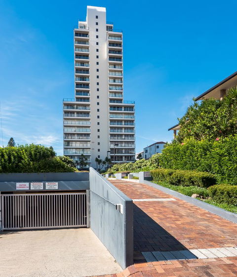 The Penthouses Apartments - Accommodation Brisbane 20
