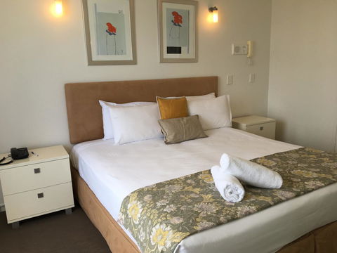 Surfers Century Oceanside Apartments - Accommodation Brisbane 19