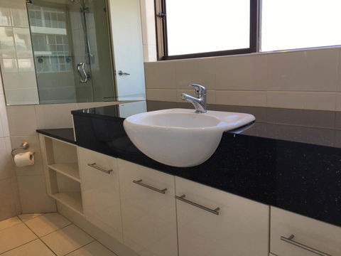Surfers Century Oceanside Apartments - Accommodation Brisbane 20