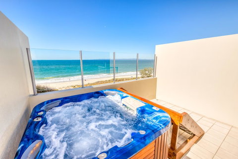 On The Beach Resort Bribie Island - Accommodation Brisbane 7