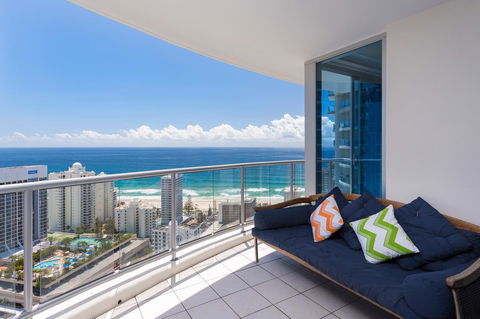 Holiday Holiday Chevron Renaissance Apartments - Accommodation Brisbane 7