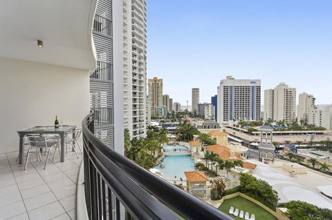 Holiday Holiday Chevron Renaissance Apartments - Accommodation Brisbane 24