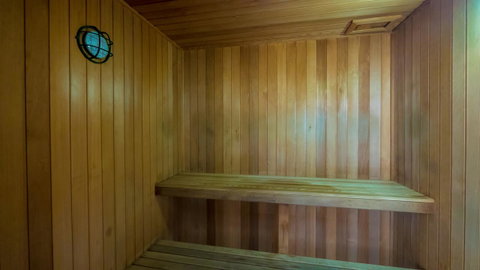 Santa Anne By The Sea - Accommodation Brisbane 16