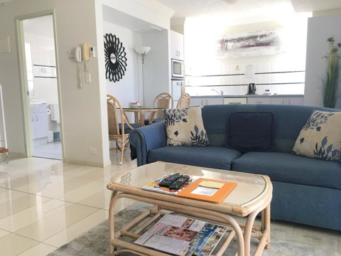 Santa Anne By The Sea - Accommodation Brisbane 9