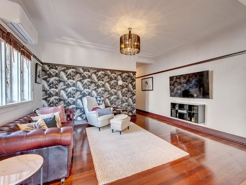 Anville Court - Accommodation Brisbane 3
