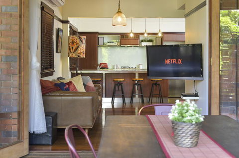 Anville Court - Accommodation Brisbane 5