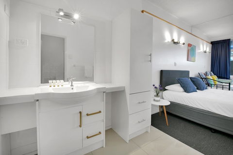 Kangaroo Point Central Hotel & Apartments - Accommodation Brisbane 11