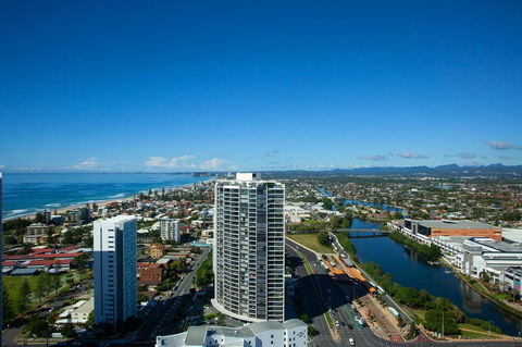 High Floor Ocean View Suites Broadbeach - Accommodation Brisbane 23