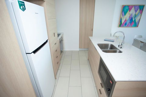 High Floor Ocean View Suites Broadbeach - Accommodation Brisbane 10