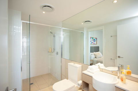 High Floor Ocean View Suites Broadbeach - Accommodation Brisbane 27