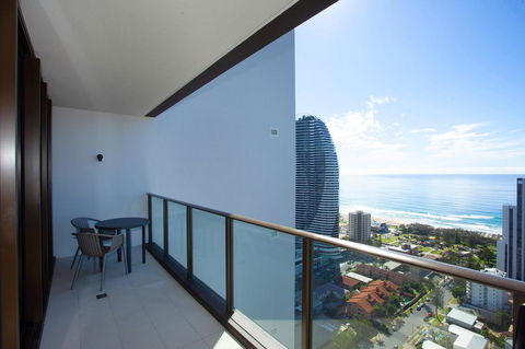 High Floor Ocean View Suites Broadbeach - Accommodation Brisbane 19