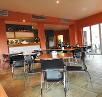 Waves Luxury Suites - Accommodation Brisbane