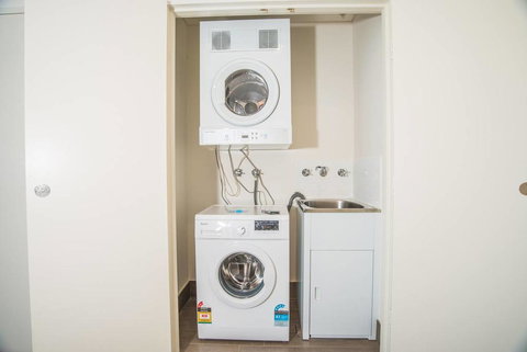 Wentworth Point 2Beds1Study2Bath Brand New APT - Accommodation Brisbane 1