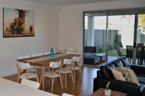 Western Breeze - Accommodation Brisbane 2