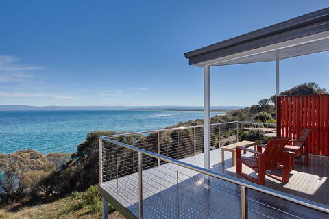 Whale Watcher 1 - Accommodation Brisbane 2