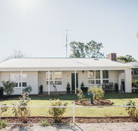 White on Wright Clare - Accommodation Brisbane