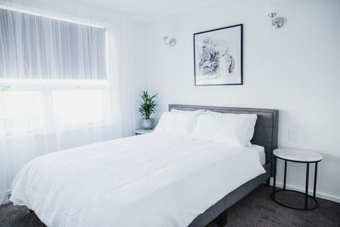 White On Wright Clare - Accommodation Brisbane 3
