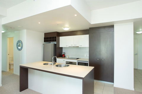 Wings Resort - Private Apartments - Accommodation Brisbane 3