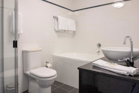Wyndel Apartments St Leonards - Herbert - Accommodation Brisbane 2
