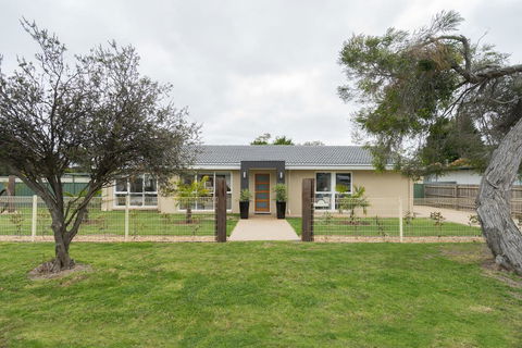 Xanadu Shores - Accommodation Brisbane 0