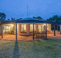 Yallingup Pet Friendly Bush Retreat - Accommodation Brisbane