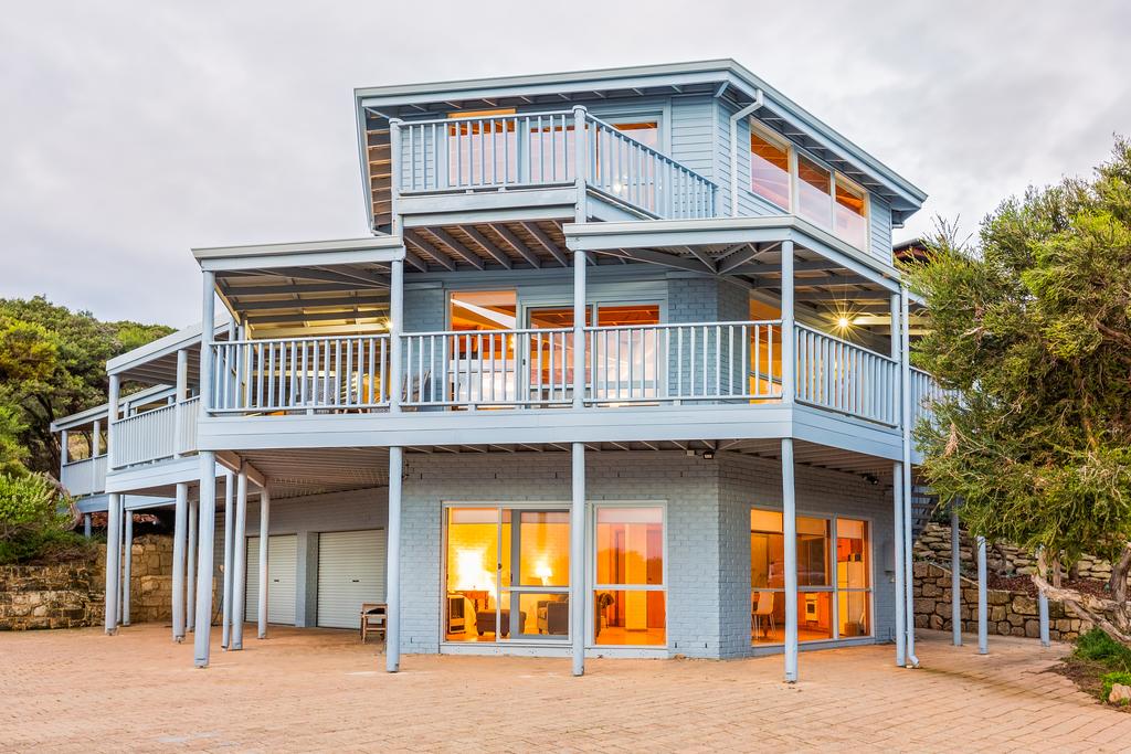 Yallingup WA Accommodation Brisbane