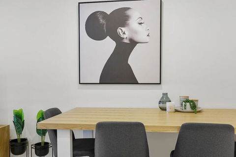 YARRA - YARRA Toorak Rd & Chapel St. Pool, Gym & Parking - Accommodation Brisbane 0
