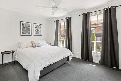 YIN-YANG - MOUNT ELIZA - Accommodation Brisbane 1
