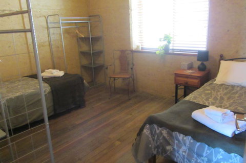 Yoga Retreat - Accommodation Brisbane 3