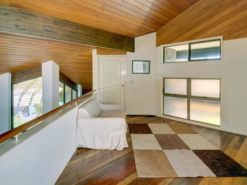 Yulunga 20 - 4 BDRM Canal Home With Pool - Accommodation Brisbane 1