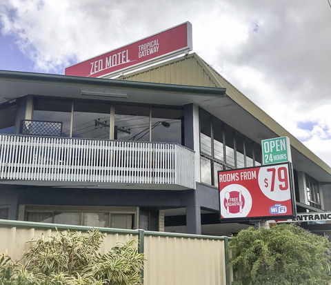 ZED MOTELS Tropical Gateway - Accommodation Brisbane 0