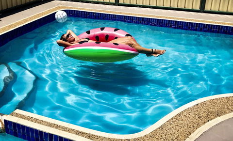 ZED MOTELS Tropical Gateway - Accommodation Brisbane 1