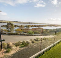 Serenity and sweeping Murray River views - Accommodation Brisbane